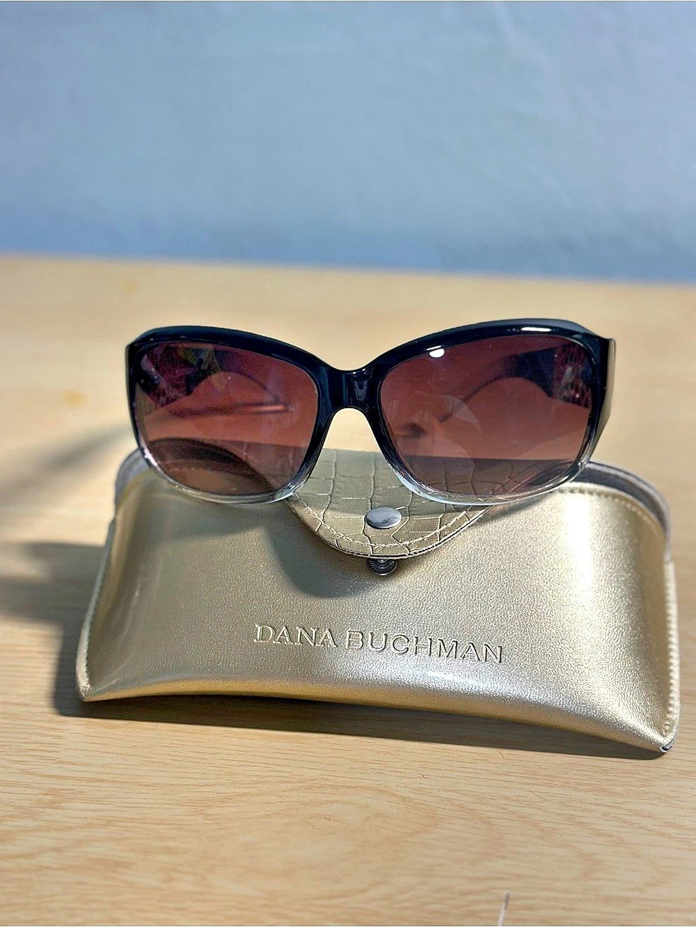 Dana Buchman Women's Black & Gold Sunglasses Like New